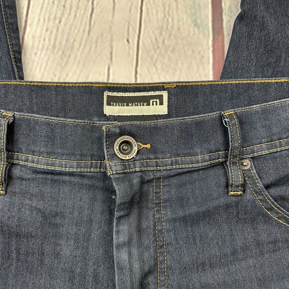 Travis Mathew Jeans Mens 40 x 27 Blue Denim Stretch Tapered  Leg Dark Wash Golf - Picture 4 of 11